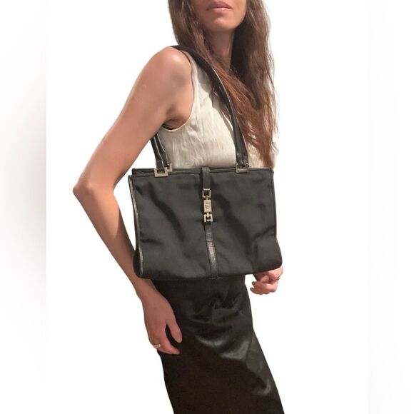 Gucci Black Shoulder Bag - Picture 1 of 13